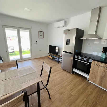 Apartment Atico Con Aire Acondicionado Y Terraza *